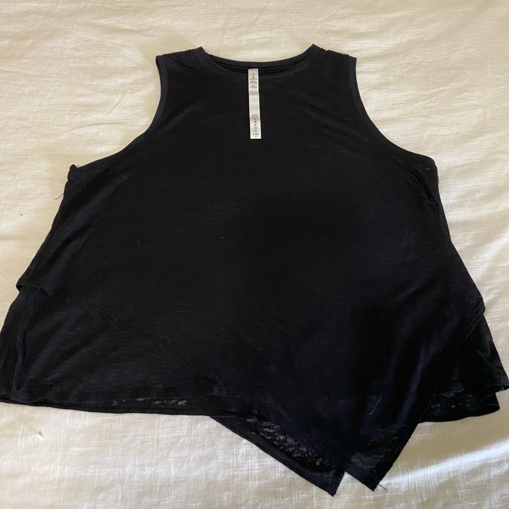 Lululemon tank